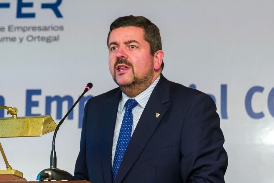Cristóbal Dobarro, Presidente de COFER